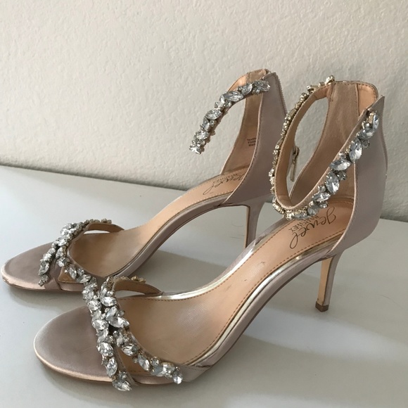 Badgley Mischka, Blush Ankle-Strap Sandals 8.5 - Picture 3 of 4